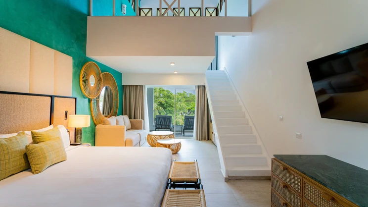 Tropical Deluxe Princess